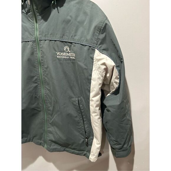 YOSEMITE NATIONAL PARK Reversible Hooded Jacket - Picture 2 of 14